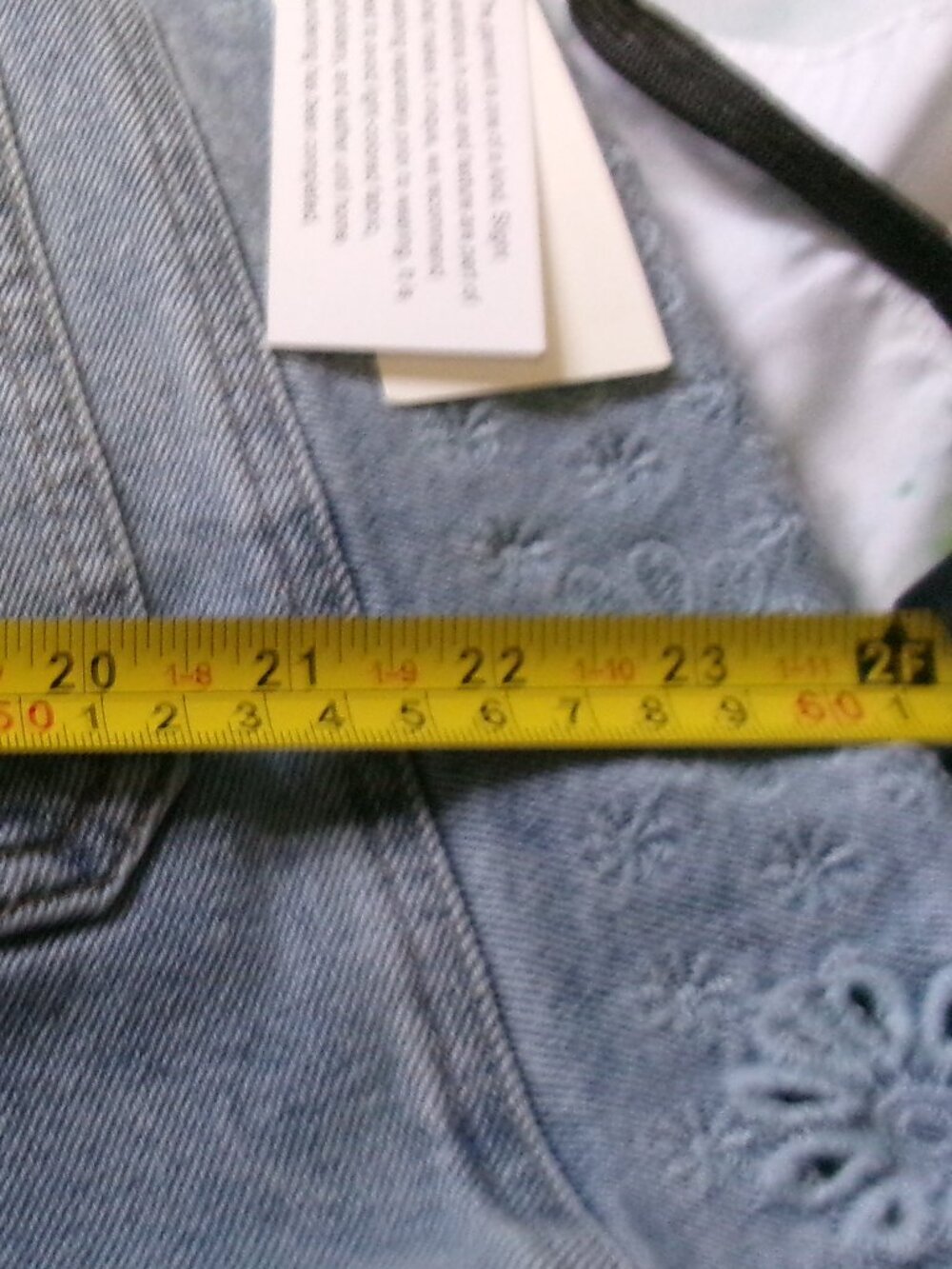 NWT 22W Trendy Plus High-Rise Wide-Leg Cutwork Jean - Picture 12 of 15